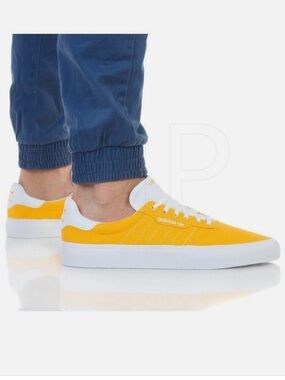adidas Big Kid’s Yellow Campus Vulc Sneaker (Active Gold)